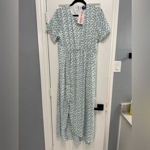 NWT MATERNITY - Missguided maxi dress floral